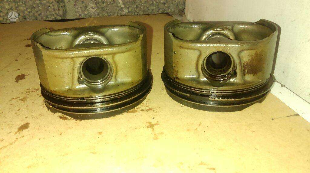 Porsche Boxster, M9622, pistons
