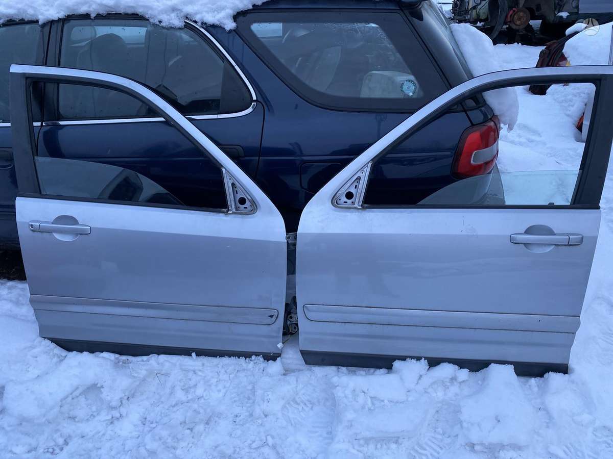 Honda CR-V bamperi, durvis