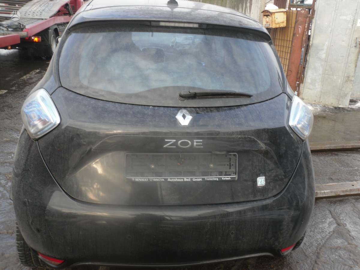 Renault Zoe по частям