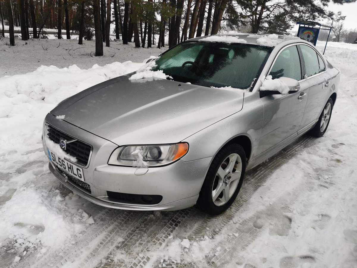 Volvo S80 по частям. Dynaudio xenon