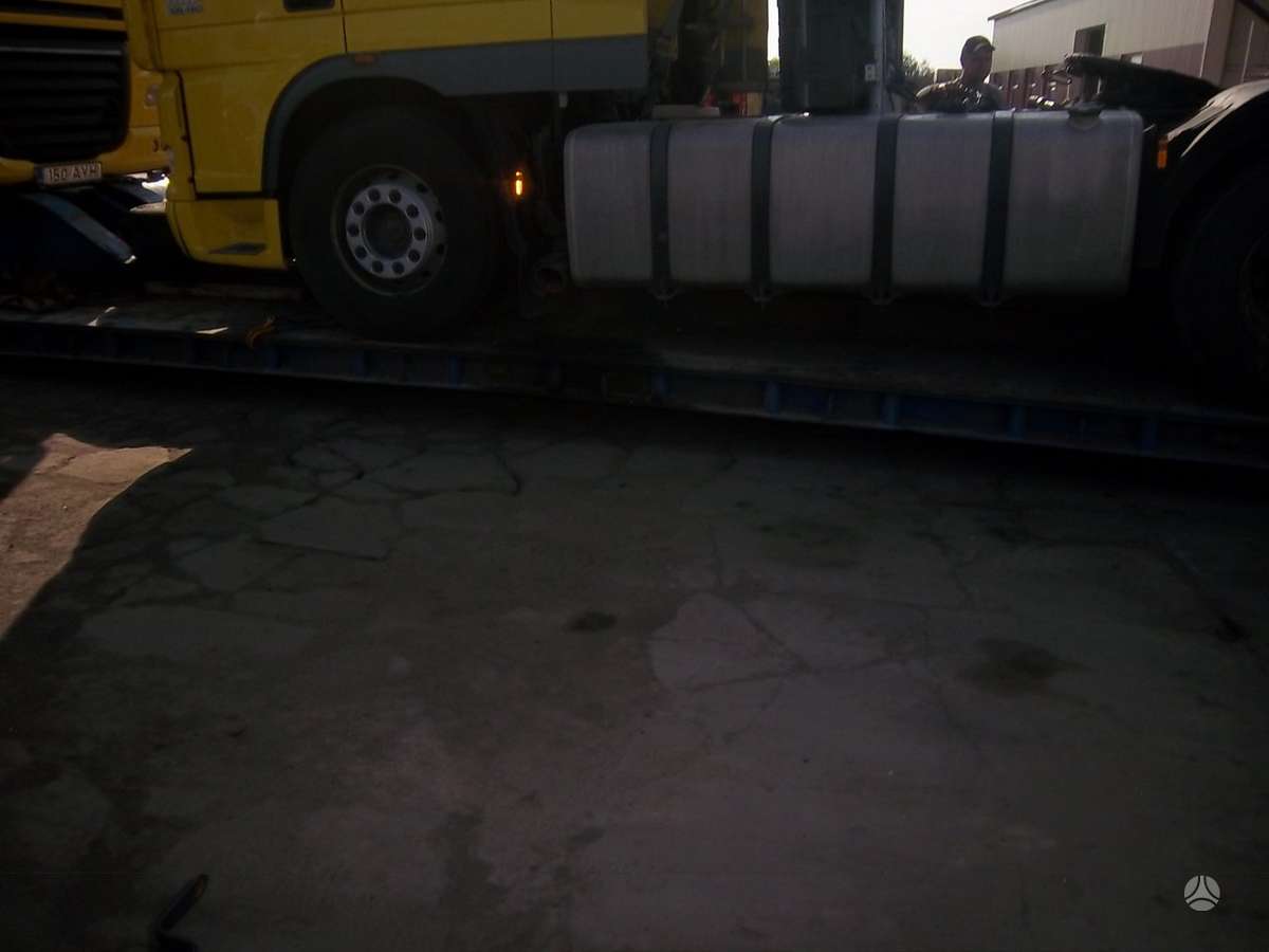 DAF 105XF, vilcējs