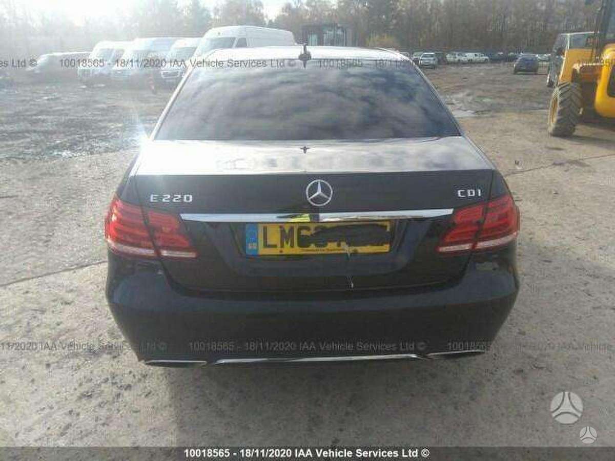 Mercedes-Benz E220 dalimis