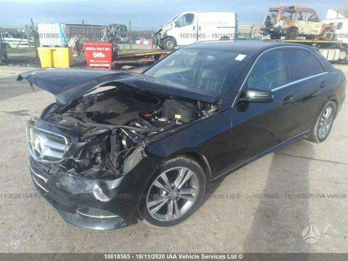 Mercedes-Benz E220 dalimis