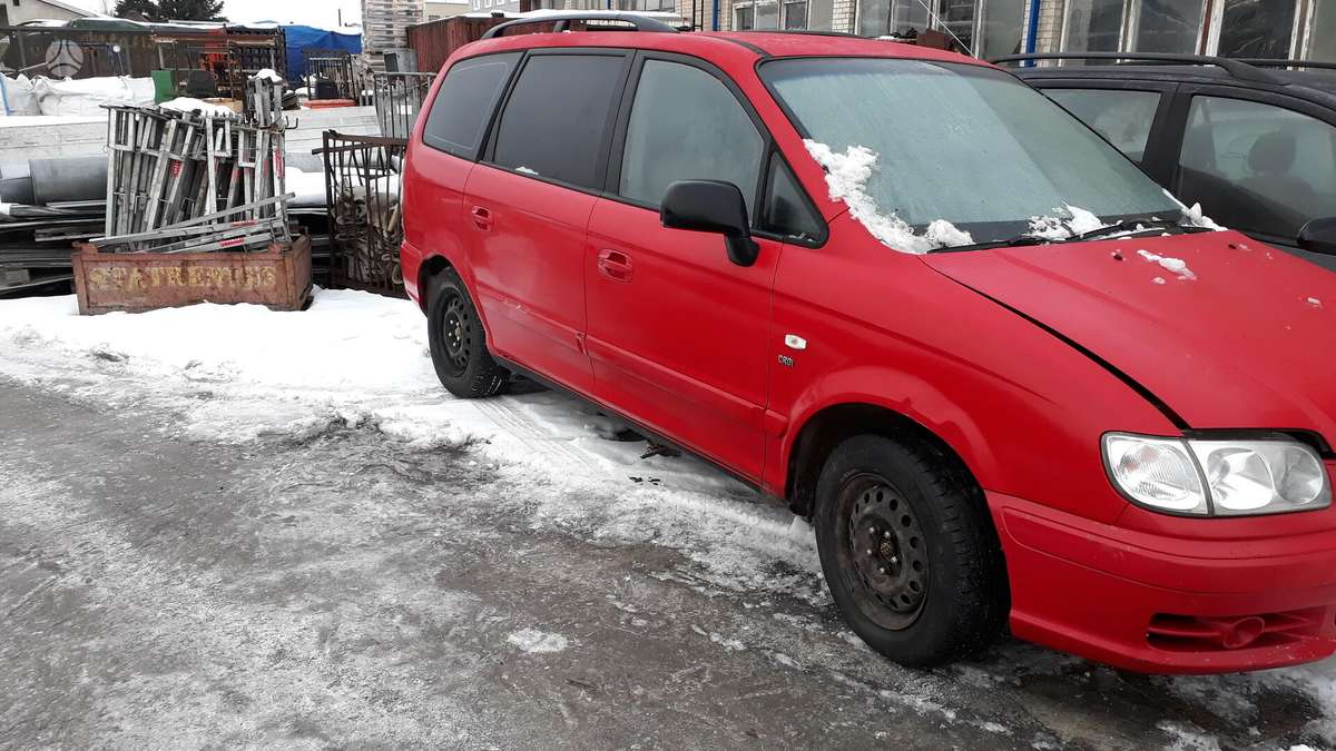 Hyundai Trajet Dalimis