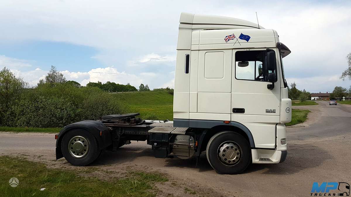DAF XF105.410, vilcējs