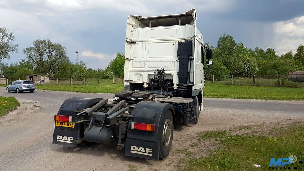 DAF XF105.410, vilcējs