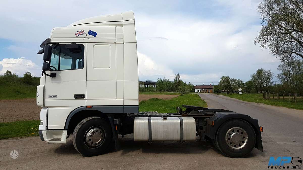 DAF XF105.410, vilcējs