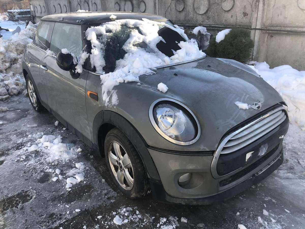 Mini Cooper по частям