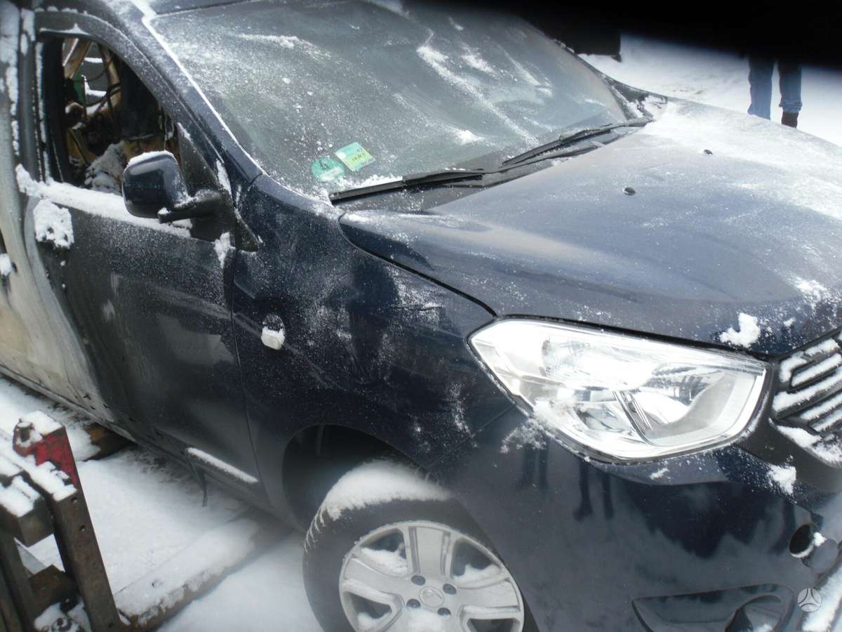 Dacia Dokker по частям