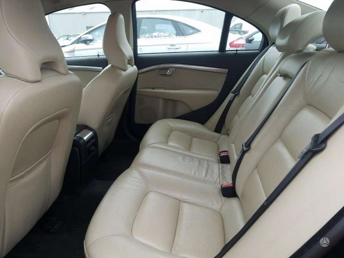 Volvo S80