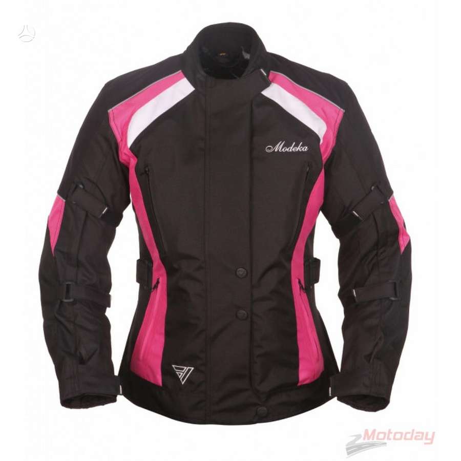Modeka Janika Lady, touring