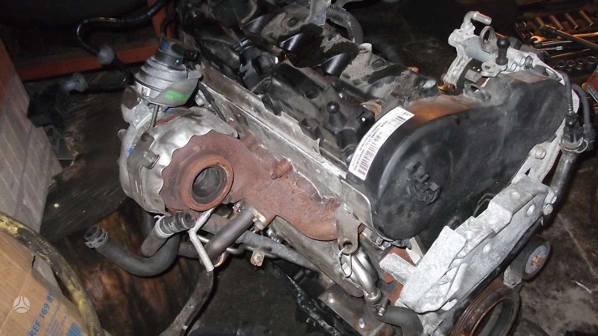 Volkswagen Touran детали двигателя