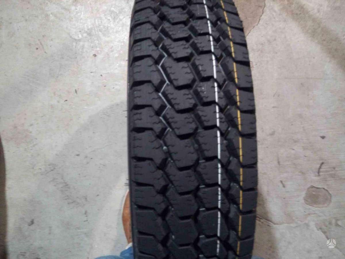 Goodyear, зимние 215/75 R16