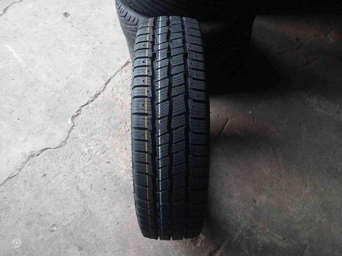 Goodyear, žieminės 215/75 R16