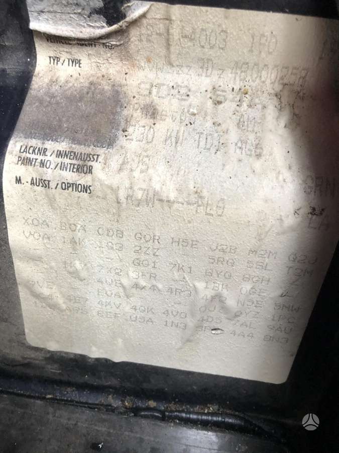Volkswagen Phaeton for parts