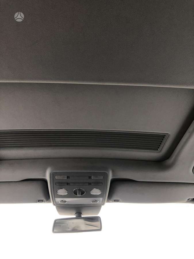 Volkswagen Phaeton for parts