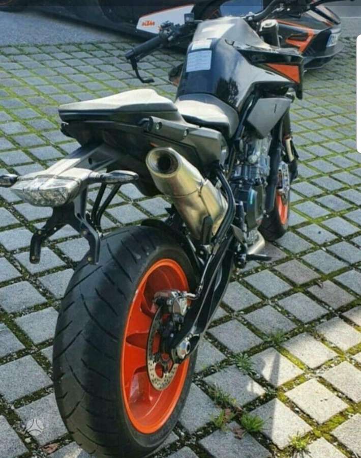 KTM Duke, street / classic