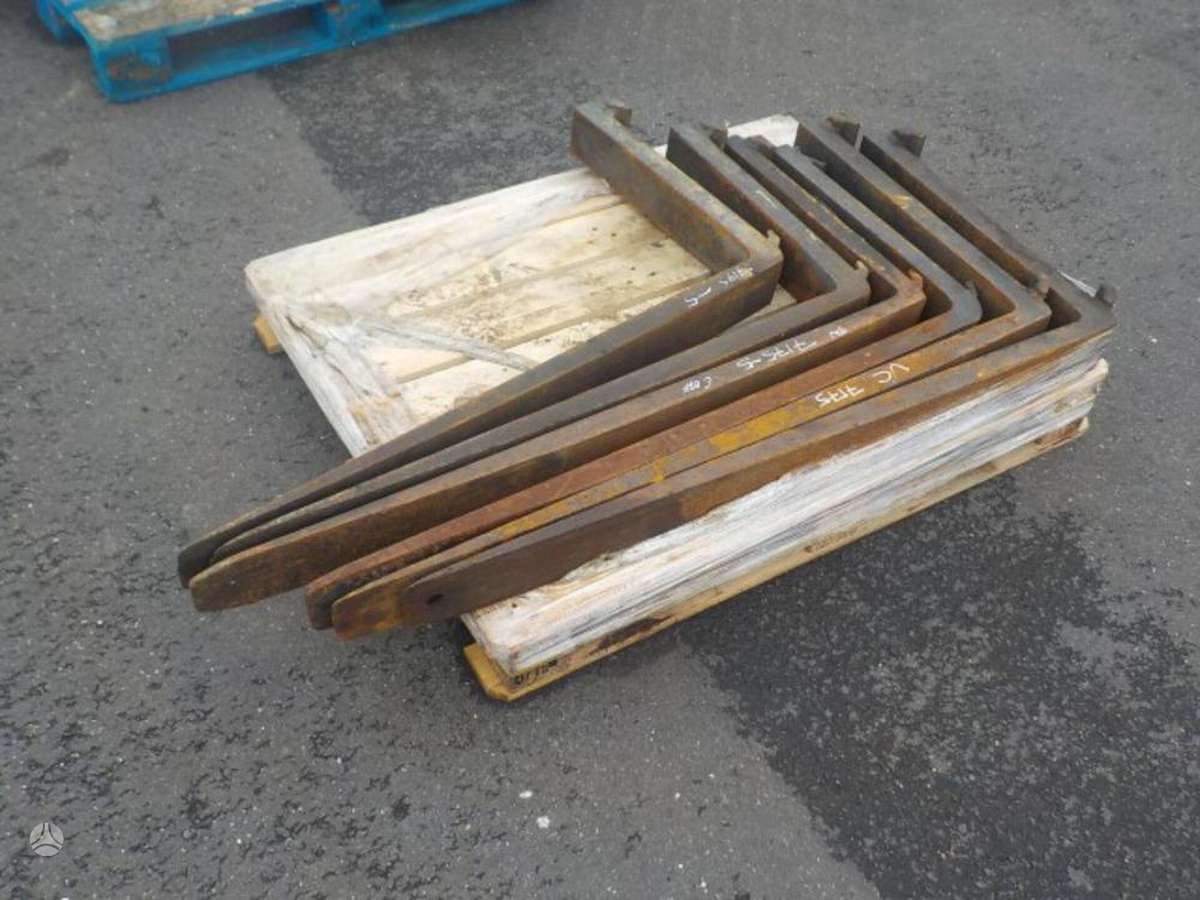 -Kita- Šakės, forklifts