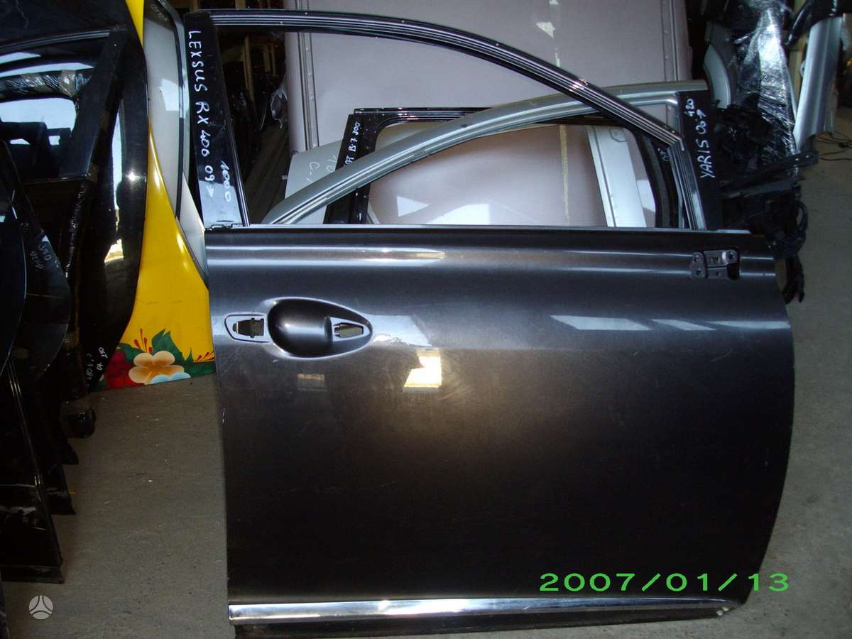 Lexus RX klasė body parts