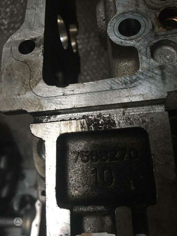 BMW M235, 7568270 10, cylinder head