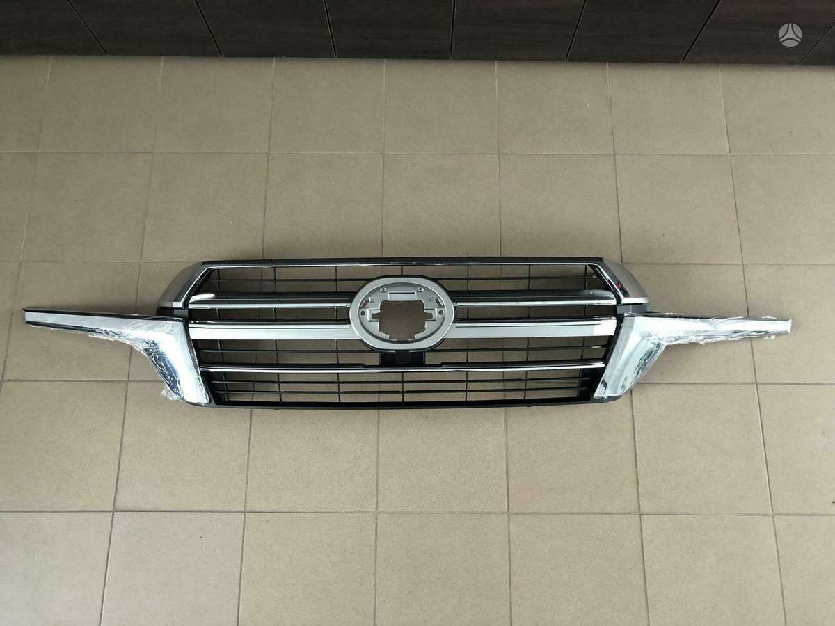 Toyota Land Cruiser bumpers, front grill