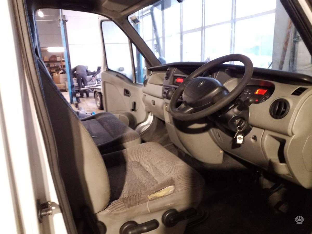 Renault MASTER, krovininiai mikroautobusai
