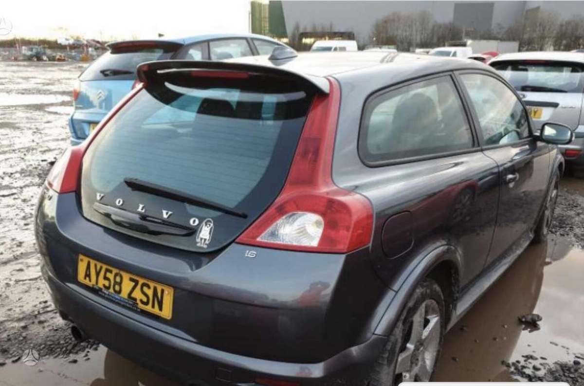 Volvo C30 for parts