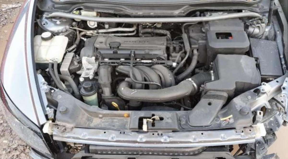 Volvo C30 for parts