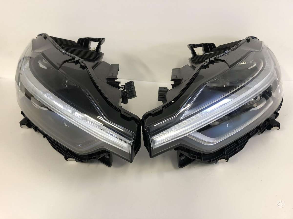 Volvo XC60, 32133544,32133545, gaismas