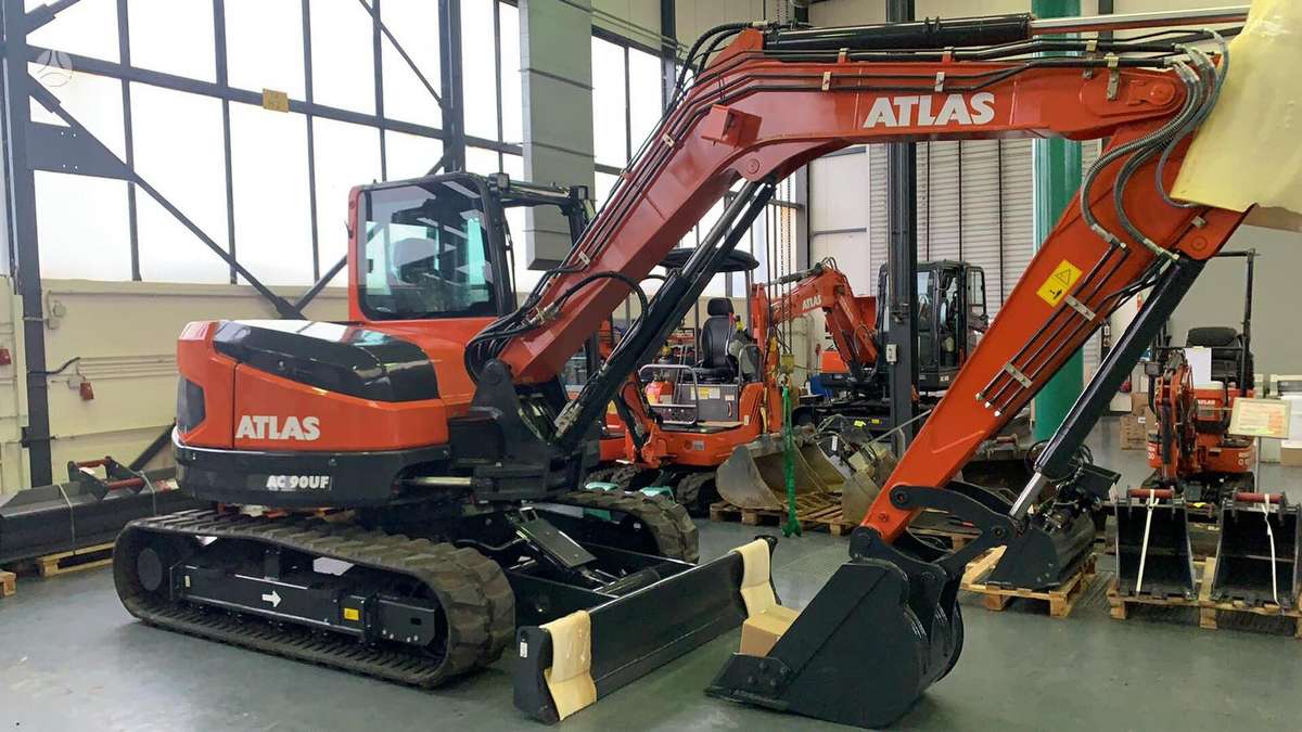 Atlas AC90UF, мини-экскаваторы