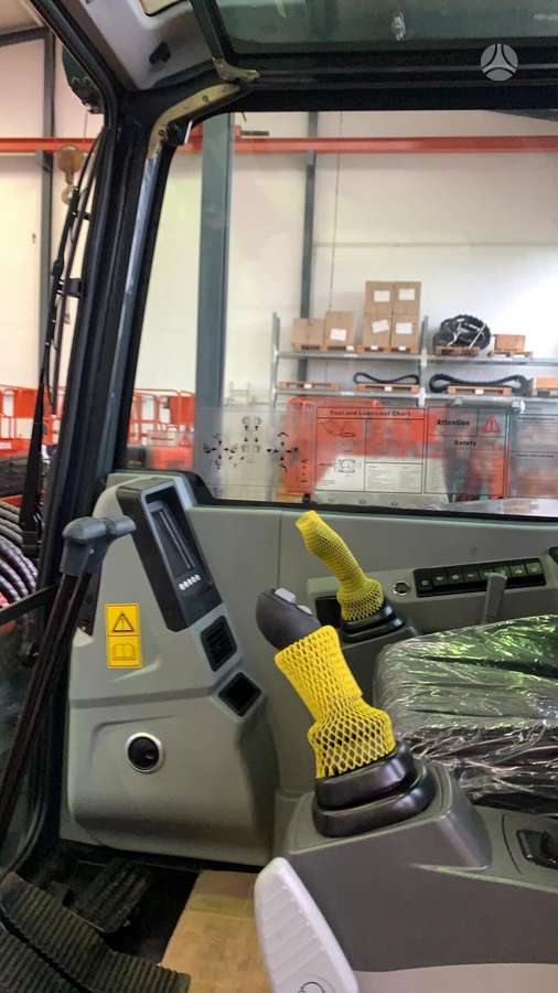Atlas AC90UF, mini excavator