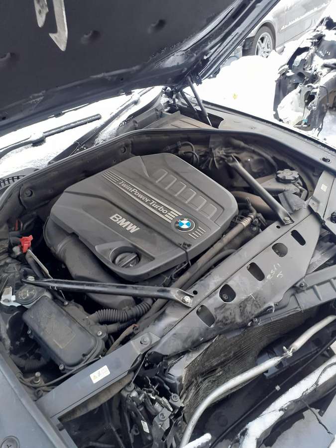 BMW 7 serija по частям