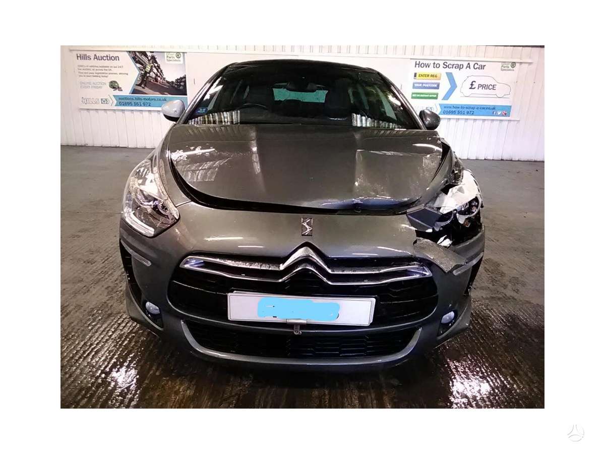Citroen DS5 dalimis. Dalimis