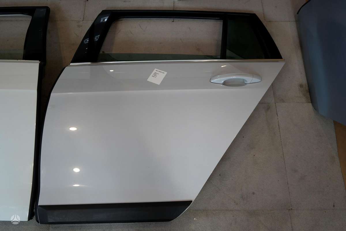 Volkswagen Golf durvis