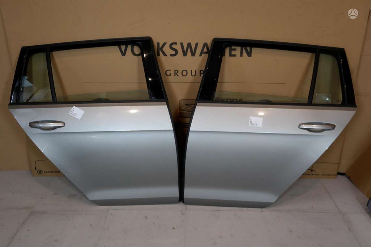 Volkswagen Golf doors