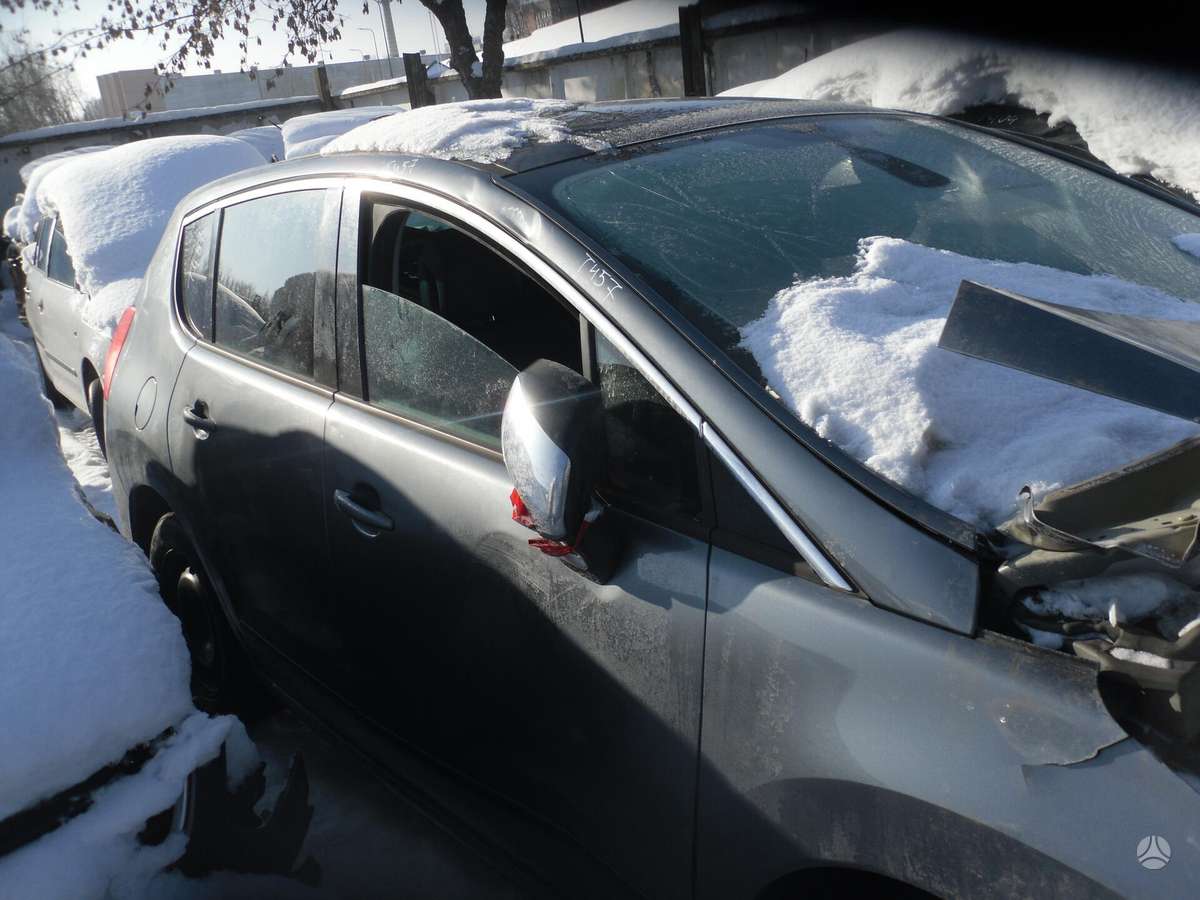 Peugeot 3008 по частям