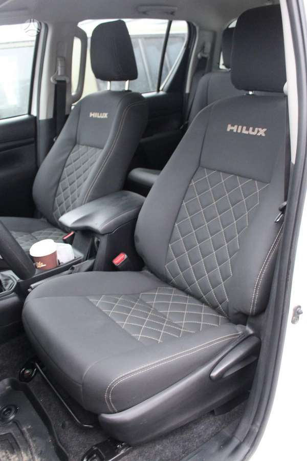 Toyota Hilux детали салона