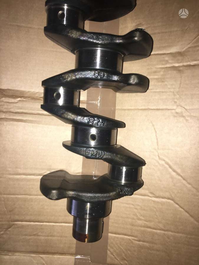 BMW 320, 204d4, crankshaft