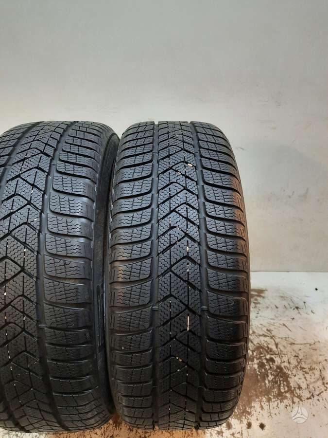 Pirelli Sotto Zero 3, žieminės 215/50 R18
