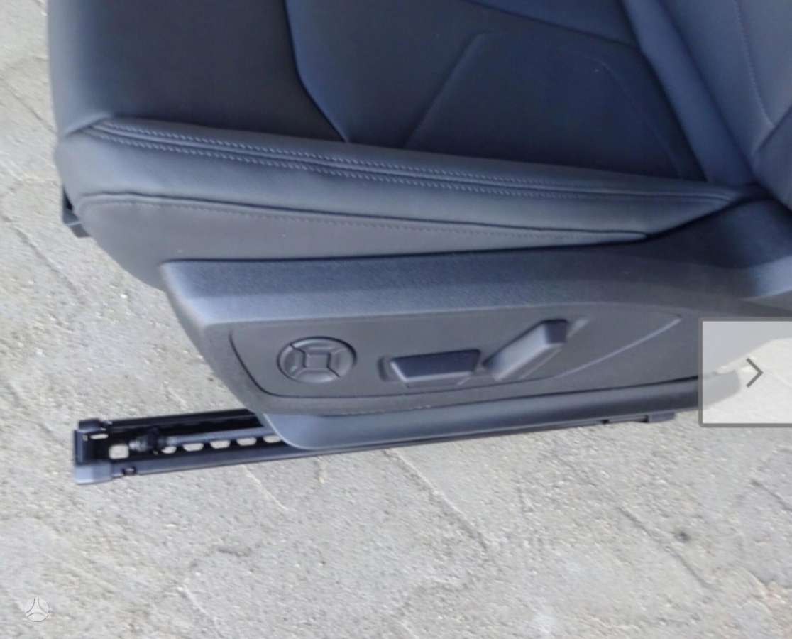 Audi Q3 детали салона