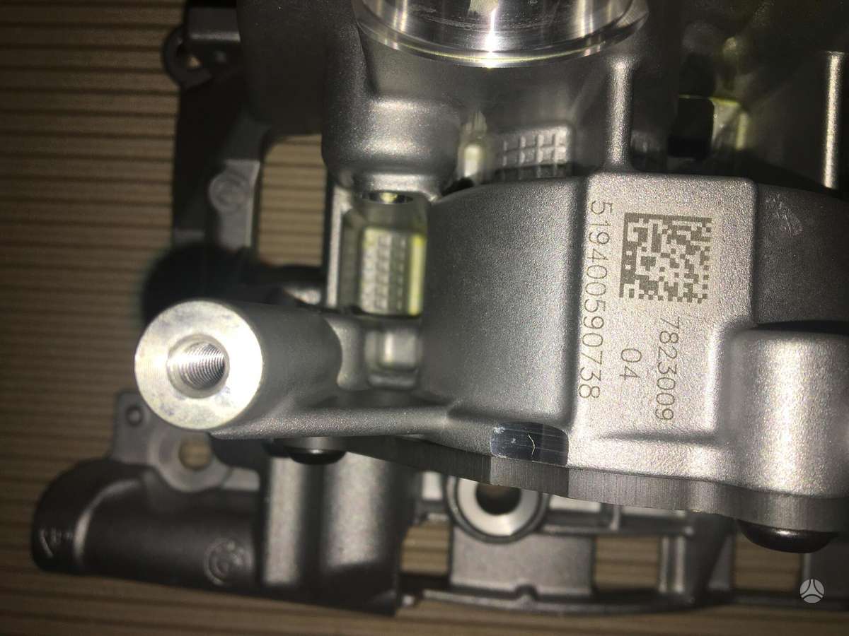 BMW X6, 009, engine parts