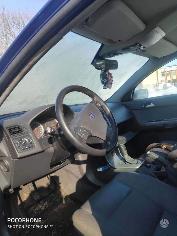 Volvo V50