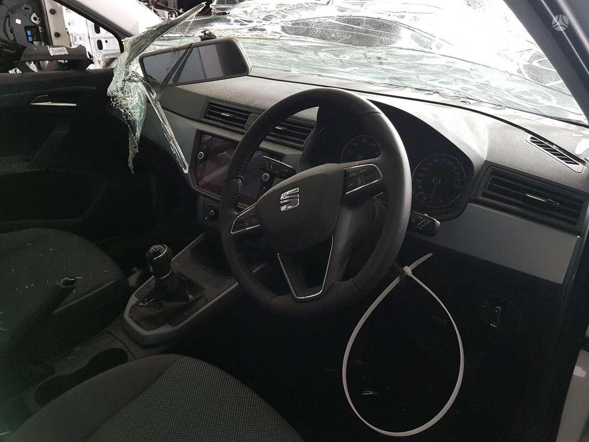 Seat Arona Dalimis is anglijos