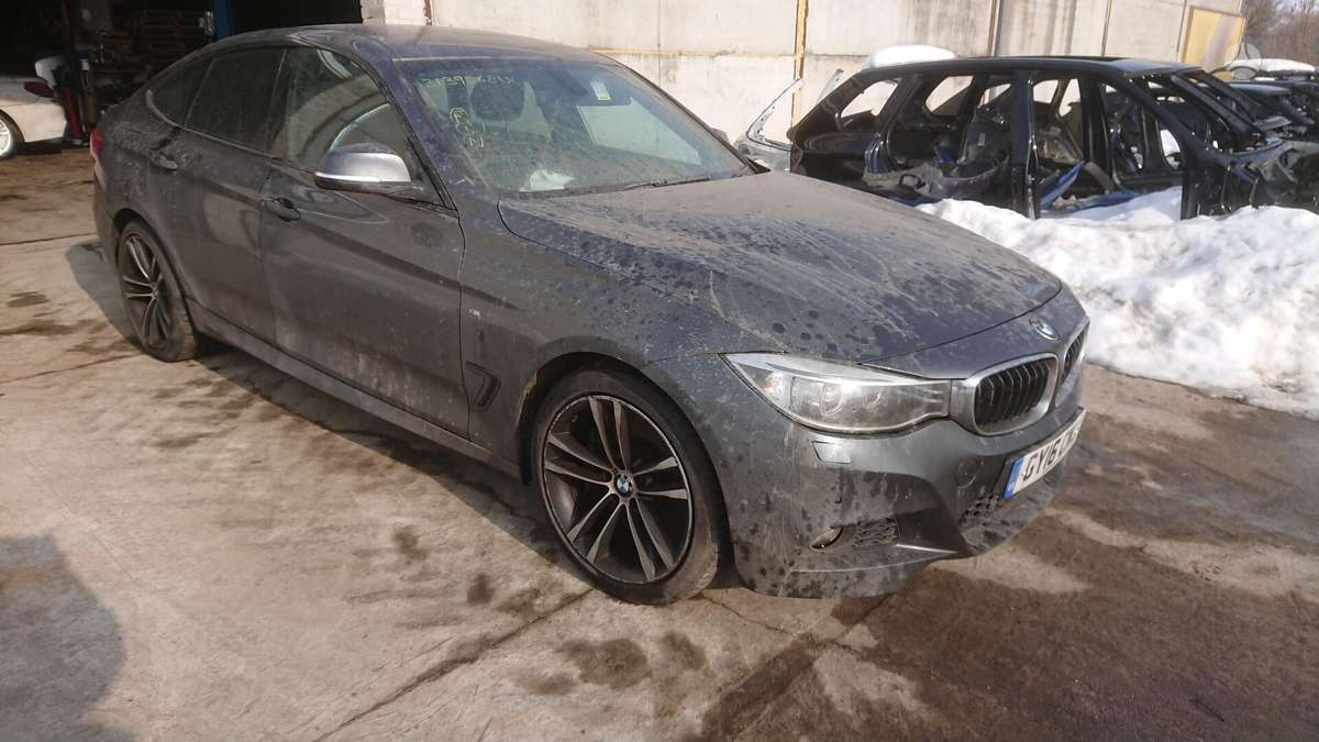 BMW 330 Gran Turismo