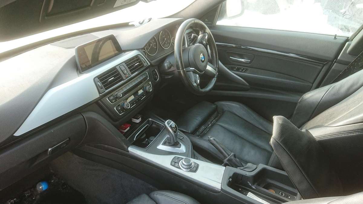 BMW 330 Gran Turismo