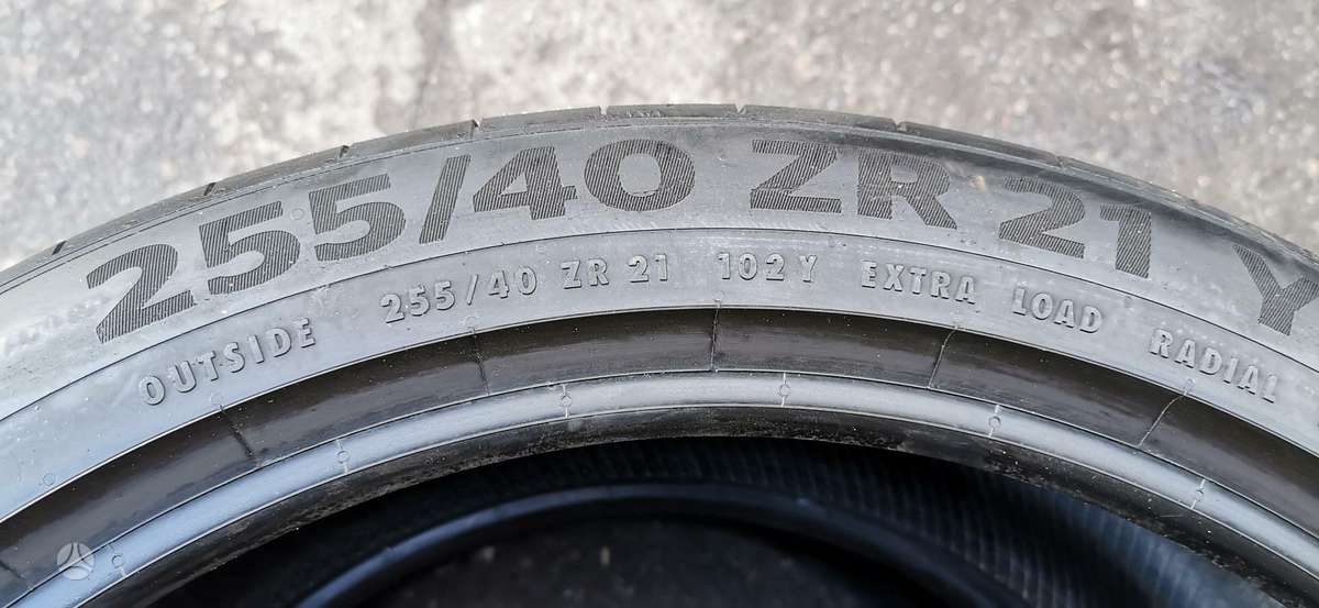 Continental, vasarinės 255/40 R21