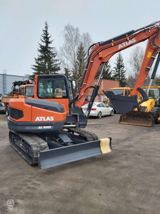 Atlas AC90UF, мини-экскаваторы