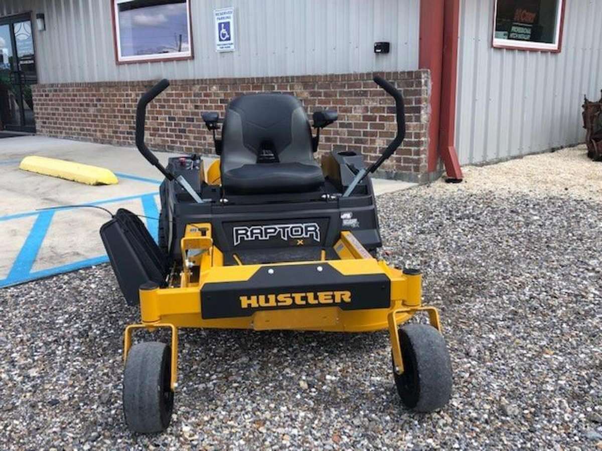 HUSTLER Raptor X 42'', garden tractors