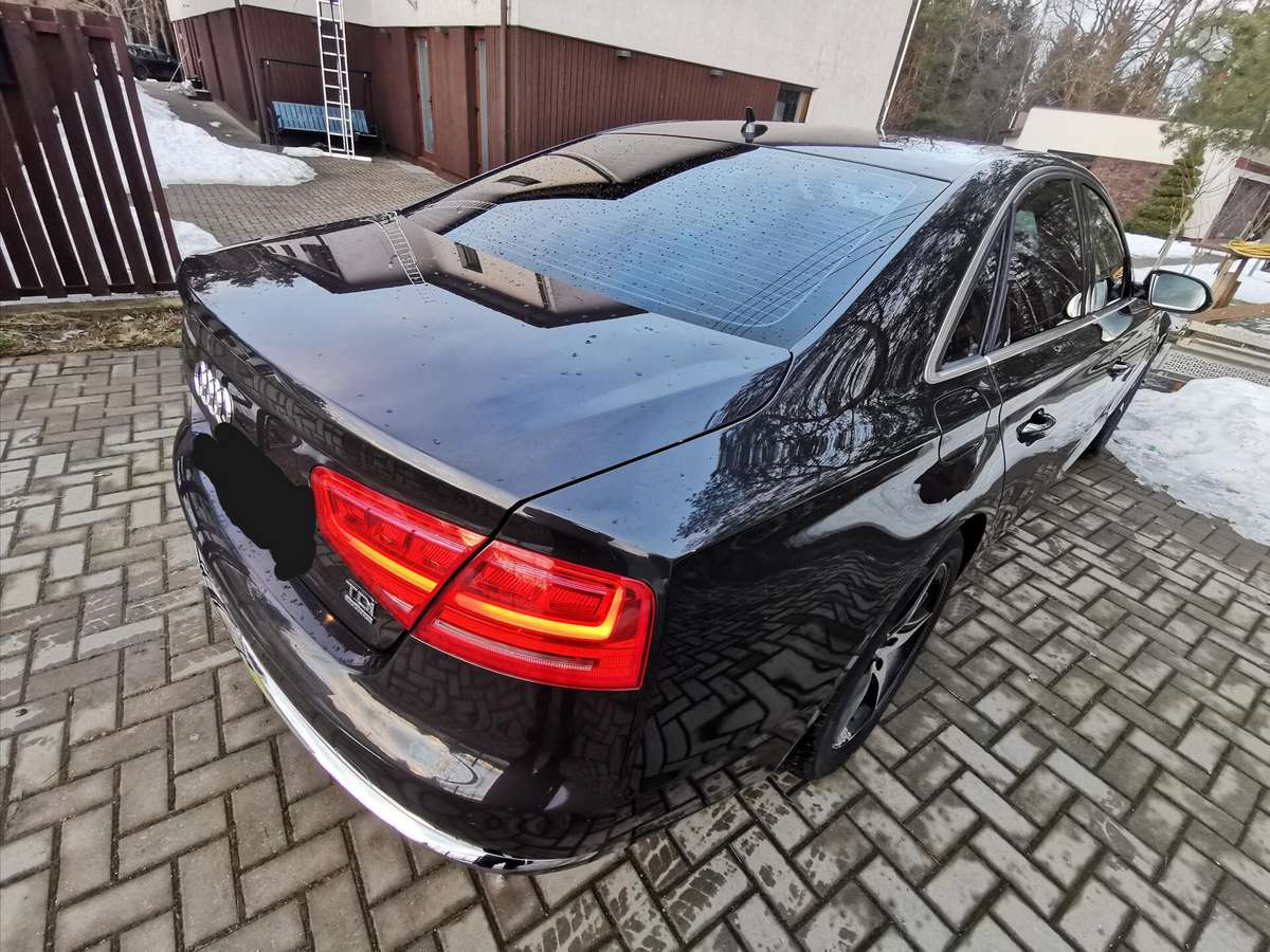 Audi A8 dalimis. Variklis cds dėžė mxx