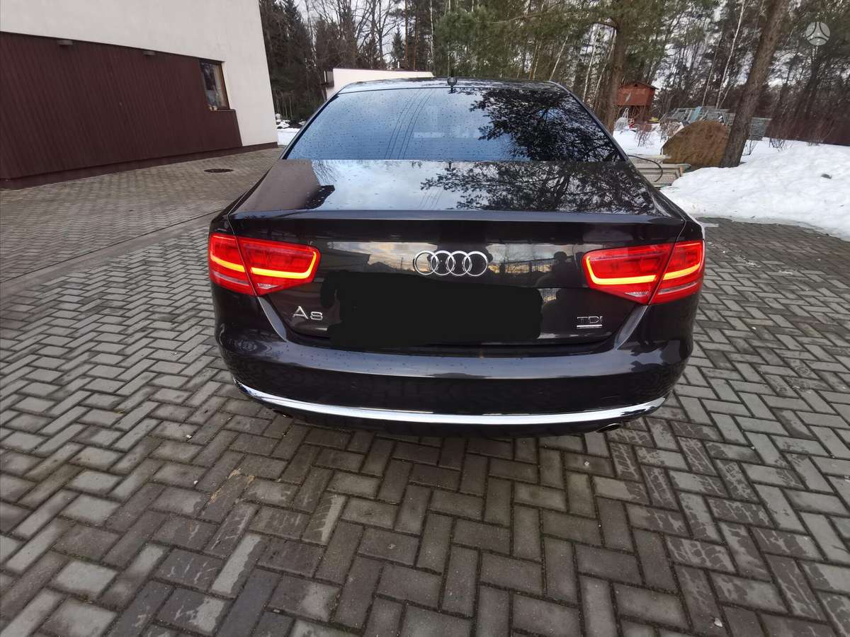 Audi A8 по частям. Variklis cds dėžė mxx